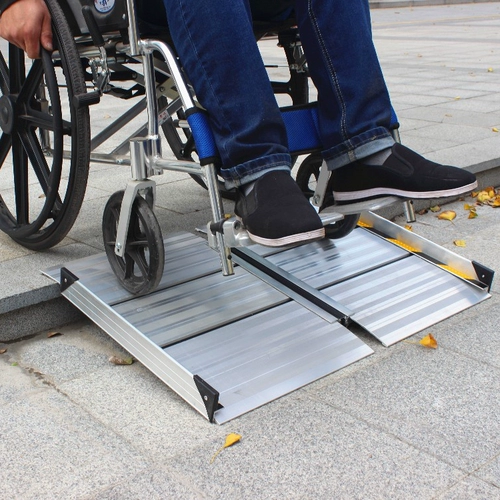 Складывание барьерной коляски -безымянная рампа, верхние и нижние ступени Загрузка и разгрузка пластины для грузового наклона Силу педаль лестницы