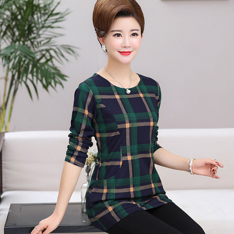 Phần mỏng mùa xuân và mùa thu mặc đáy áo phụ nữ trung niên của quần áo dài tay dài t-shirt trung niên mẹ mùa thu áo khoác
