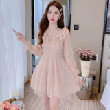 Кружевное платье, приталенный корсет, осеннее, коллекция 2023, яркий броский стиль, изысканный стиль