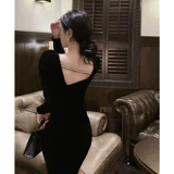 Черное демисезонное ретро приталенное платье, юбка, коллекция 2022, яркий броский стиль, квадратный вырез