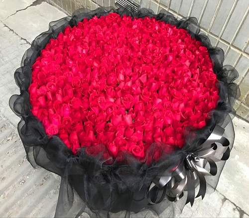 99 Red Roses Nanchang Flower Store Express Tongcheng, посылающий поселок Huaping Xinyu Ganzhou Jiujiang Fuzhou Shangrao Yichun