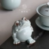 Đồ trang trí thú cưng trong lò nung Yuanbendao Ru có thể được nâng lên và mở ra Đồ chơi trà Kung Fu bằng sứ Ru ba chân bằng sứ Ru
