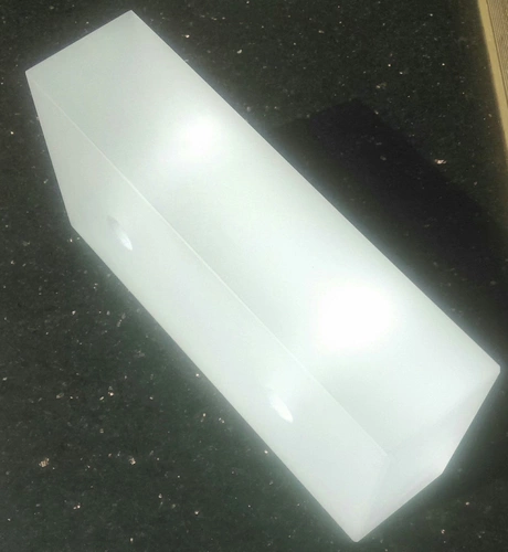 Импортированные стеклянные кирпичи с высоким уровнем