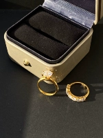 Jewelry Jewelry Yanxi Mengya Live Foot Gold Bracelet Live Room открывает связь с единственной специальной стрельбой в соответствии с Джином Шиджином