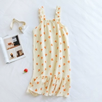 Бежевое платье-комбинация