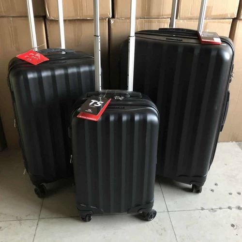 Японский универсальный вместительный и большой сверхлегкий чемодан