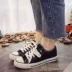 Mùa hè 2017 giày vải mới nữ giày sinh viên Hàn Quốc hoang dã Giày đế bằng giày đế bằng giày thể thao nữ màu đen Plimsolls