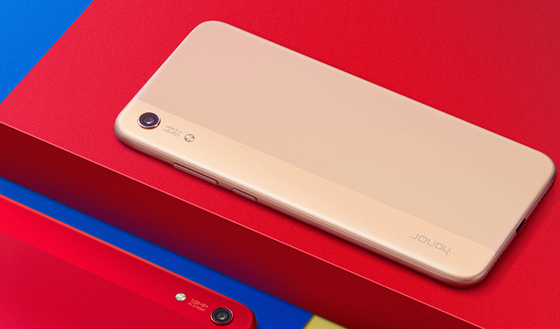 荣耀10i曝光:后置三摄,配麒麟710