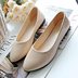 2016 mùa xuân và mùa hè đáy phẳng với thấp để giúp peas giày nông miệng giày da nhỏ đặt chân phụ nữ giày làm việc giày giày thường Giày cắt thấp