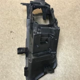 Подходит для Audi A6L Furlight Furlight Ald Shell 09-11 Модель A6L Передняя фара основания C6 Пластиковая черная оболочка заднего сиденья
