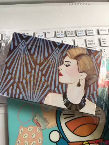 Клиренс японский подлинный CPB Skin Key 2016 Рождественский рождественский тени для век 8 Color Limited CPB