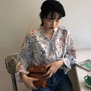 Áo sơ mi hoa mùa thu mới của Hàn Quốc tay áo rộng tay áo voan khí chất cổ tích là áo thun cổ chữ V mỏng