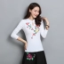 Mùa thu đông mới phong cách dân tộc phụ nữ thêu áo dài tay cỡ lớn áo phông Trung Quốc phong cách retro khóa áo sơ mi nữ đáy - Áo phông