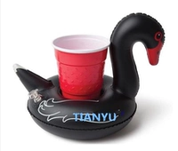 Утолщенный черный лебедь