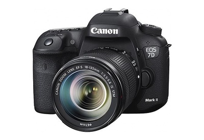 DSLR SF Canon: Một chiếc máy ảnh DSLR SF Canon sẽ là sự lựa chọn tốt nhất cho những ai yêu thích nhiếp ảnh. Với các tính năng cao cấp giúp bạn chụp ảnh chuyên nghiệp, chiếc máy ảnh này sẽ là một người bạn đồng hành đắc lực cho chuyến đi của bạn.