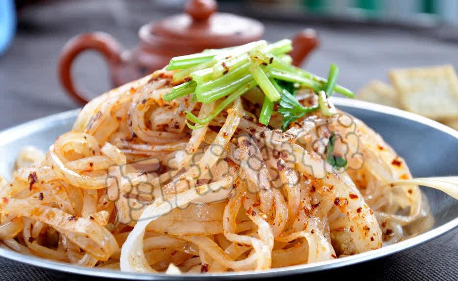 凉皮机商用电动蒸汽式凉皮机米皮机面皮机河粉机大型商用小型家用