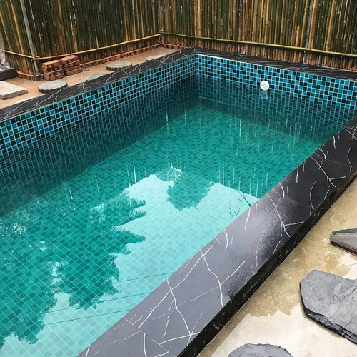 Бассейн, зеленая мозаика, дорожная вилла, популярно в интернете