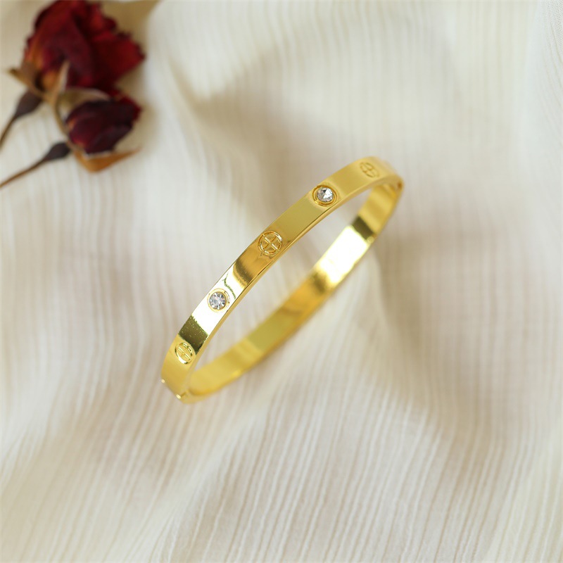Anti GoldKorean fashion ins Bracelet female New products temperament Versatile Simplicity rose gold Bracelet alloy love lovers Hand jewelry