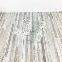 Четыре -корнинерские звезды прозрачны