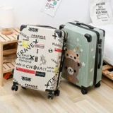 Вместительный и большой чемодан, прочная коробка