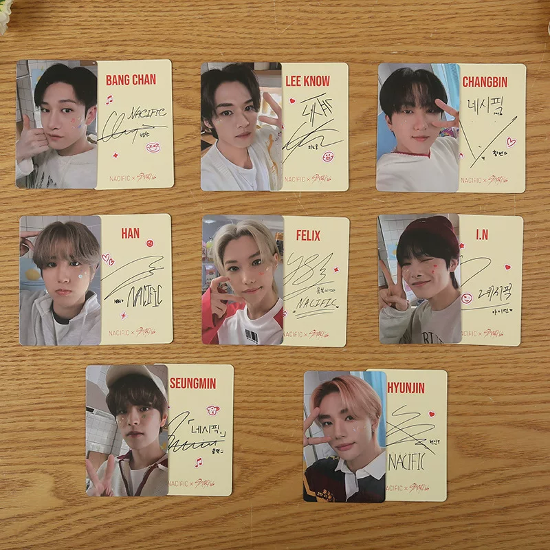 Карта коллекции Stray Kids Max MMT Special Code Феликс Хёнджин