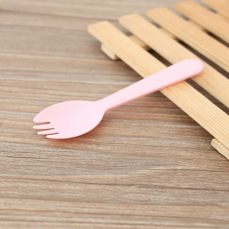 Individually packaged disposable spoons, forks, dessert spoons, cake spoons