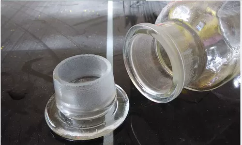 Матовая бутылка, стеклянная химическая коричневая прозрачная тара, увеличенная толщина