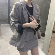2018 Hàn Quốc nữ mùa thu mới chic gió retro Người Anh kẻ sọc phù hợp với áo khoác váy ngắn thời trang tính khí phù hợp với