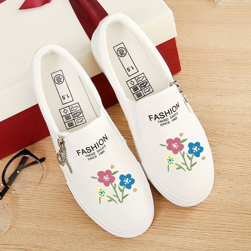White Flowers And Plantssummer Graffiti canvas shoe female Kick on Lazy shoes schoolgirl Cloth shoes Flat bottom Casual shoes Korean version Little white shoes female