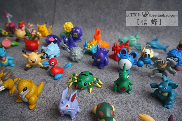 Pokémon Pokemon model toy Pokemon ornaments medium-sized doll Pikachu