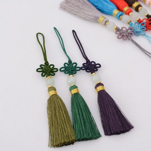 Плетеная расческа ручной работы с кисточками