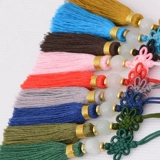 Плетеная расческа ручной работы с кисточками