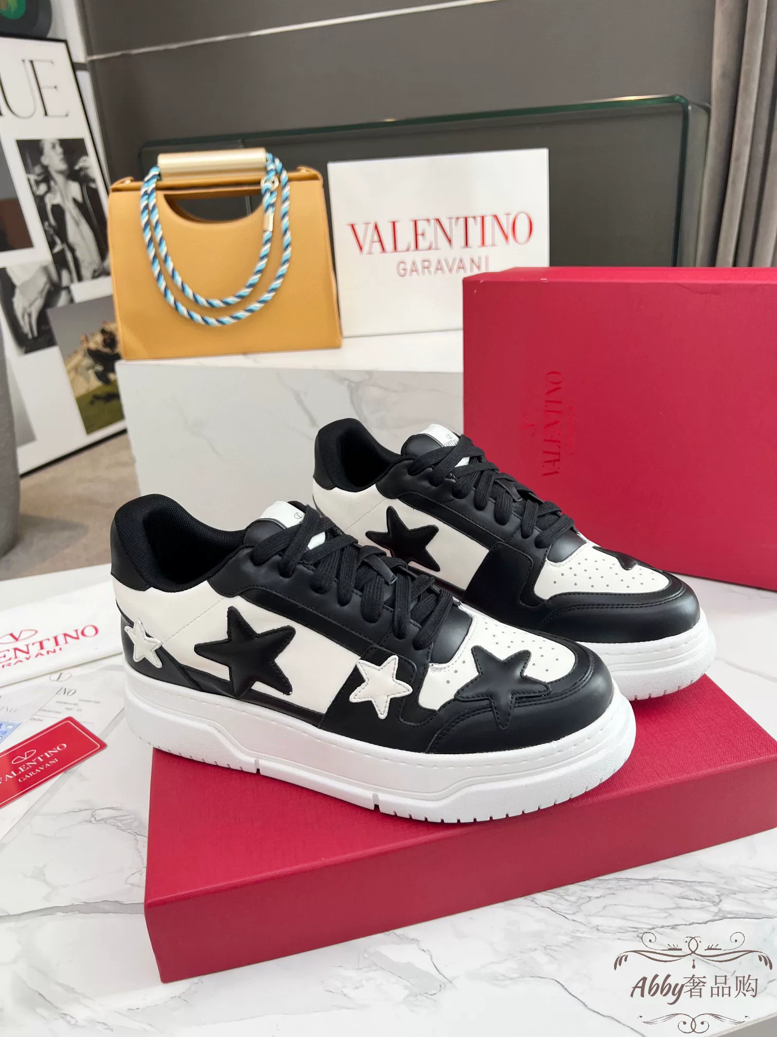Оригинальные Valentino/Valennian 23 новые заклепки ремни плоские прогулочные ботинки мужские спортивные туфли женские