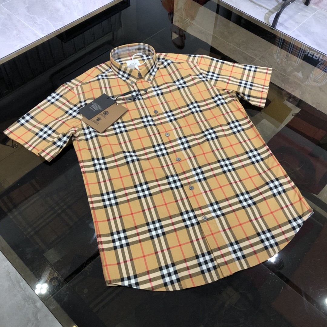 Classic Yellownew pattern Europe and America lattice shirt men's wear home Short sleeve lovers classic letter rainbow Britain Check pattern Big size shirt b