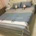 Tùy chỉnh chăn bông trải giường được bao phủ bởi một tấm lớn của chăn bông bí mật quilted tấm đệm lót nệm kích thước lớn Trải giường