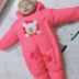 Quần áo cotton cho bé gái Xiêm mùa đông cộng với nhung sơ sinh đi chơi quần áo romper 6 tháng 3 quần áo bé trai