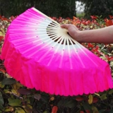 Расширить китайский стиль, влево и справа, пару поклонников танца