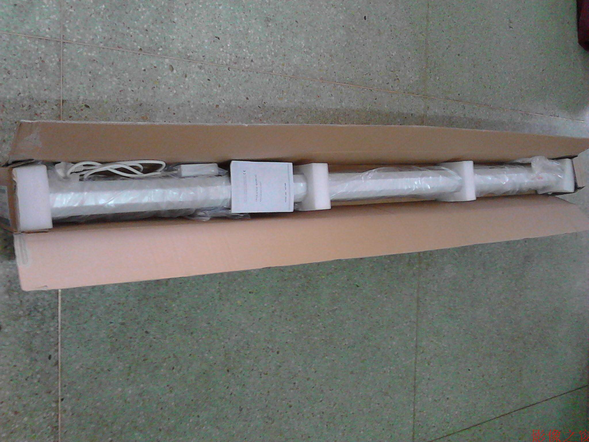 爱普生60,100,120寸电动背投幕布投影机电动幕橱窗广告双面成像