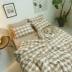 Một gia đình bốn bông rửa khăn trải giường kẻ sọc quilt Ichiban kiểu Nhật ký túc xá 1.8m nguồn cung cấp đơn giản - Bộ đồ giường bốn mảnh