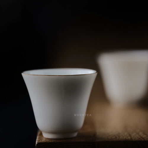 Вэнь сказал | Сладкая и белая чашка простота белая фарфоровая линия рисования Light Gold Cue Cup