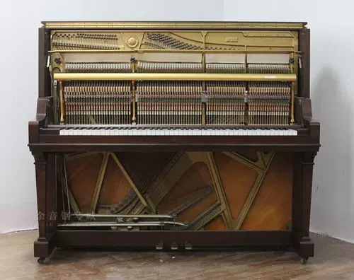 Оригинальный импортный персонаж Yamaha W201M обратно на пик пианино пианино Sound Sound