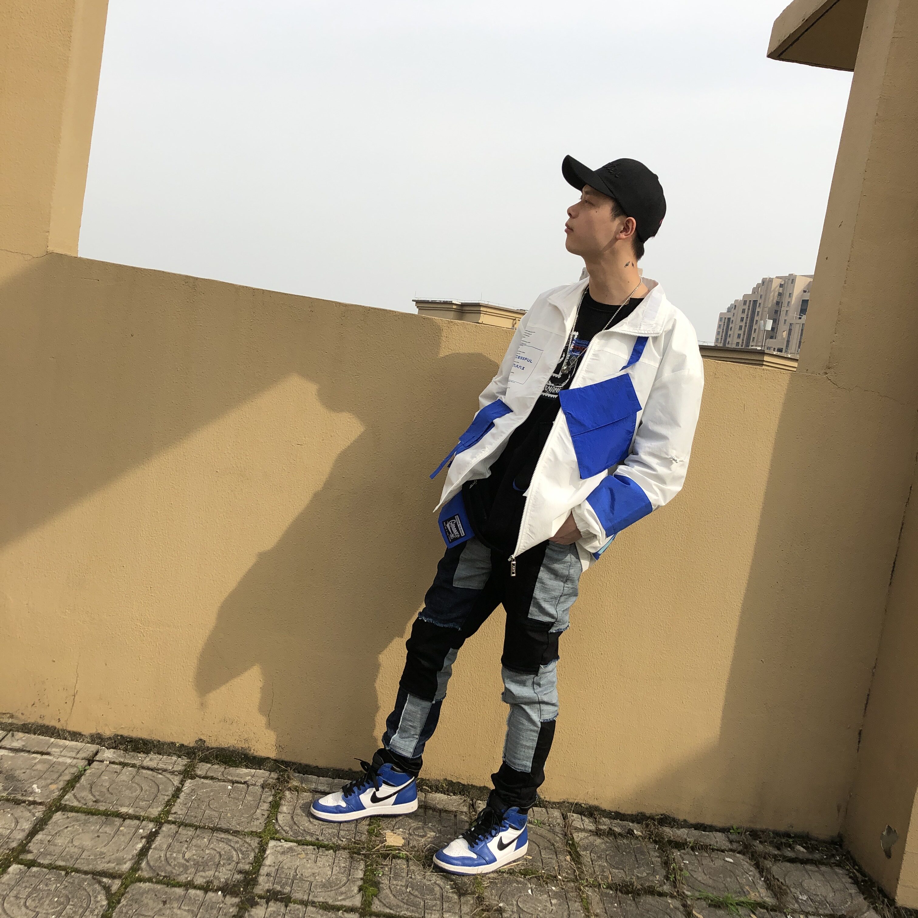 街头嘻哈撞色印花口袋夹克穿搭