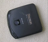Sony D-135 CD прослушивает (задача машина!)