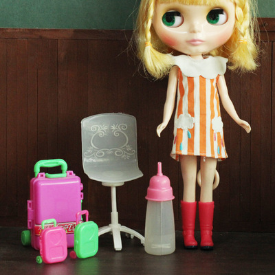 taobao agent 6 points, 8 minutes, 12 minutes BJD dolls can use a suitcase computer chair bottle toys small cloth OB11 soldier