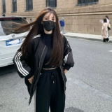 Короткая черная бейсбольная куртка, форма для отдыха, удерживающий тепло пуховик, оверсайз