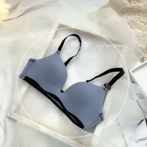 Royal Bluesummer ultrathin No trace Underwear female Bras student Korean version girl high school Gather together Small chest Flat chest Bra Wireless