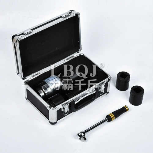 Крутящий момент, положившись на крутящий момент крутящего момента с ключом к крутящему моменту