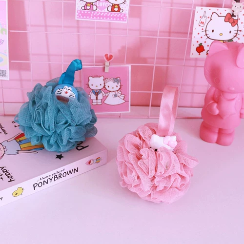 Большая мультипликационная ванна, мяч для купания, мяч для купания милая девушка потирает мяч, потирая обратно, блюда из пениста, купальные цветы