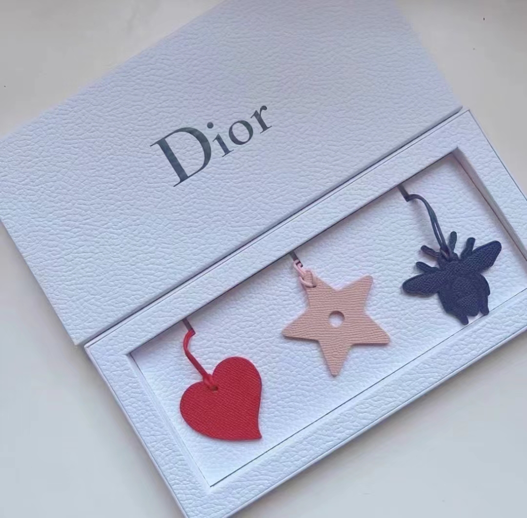 Dior Dior Counter Member Gift Leather Pendant Hanging Bag Pendant Bee Five-pointed Star Pendant