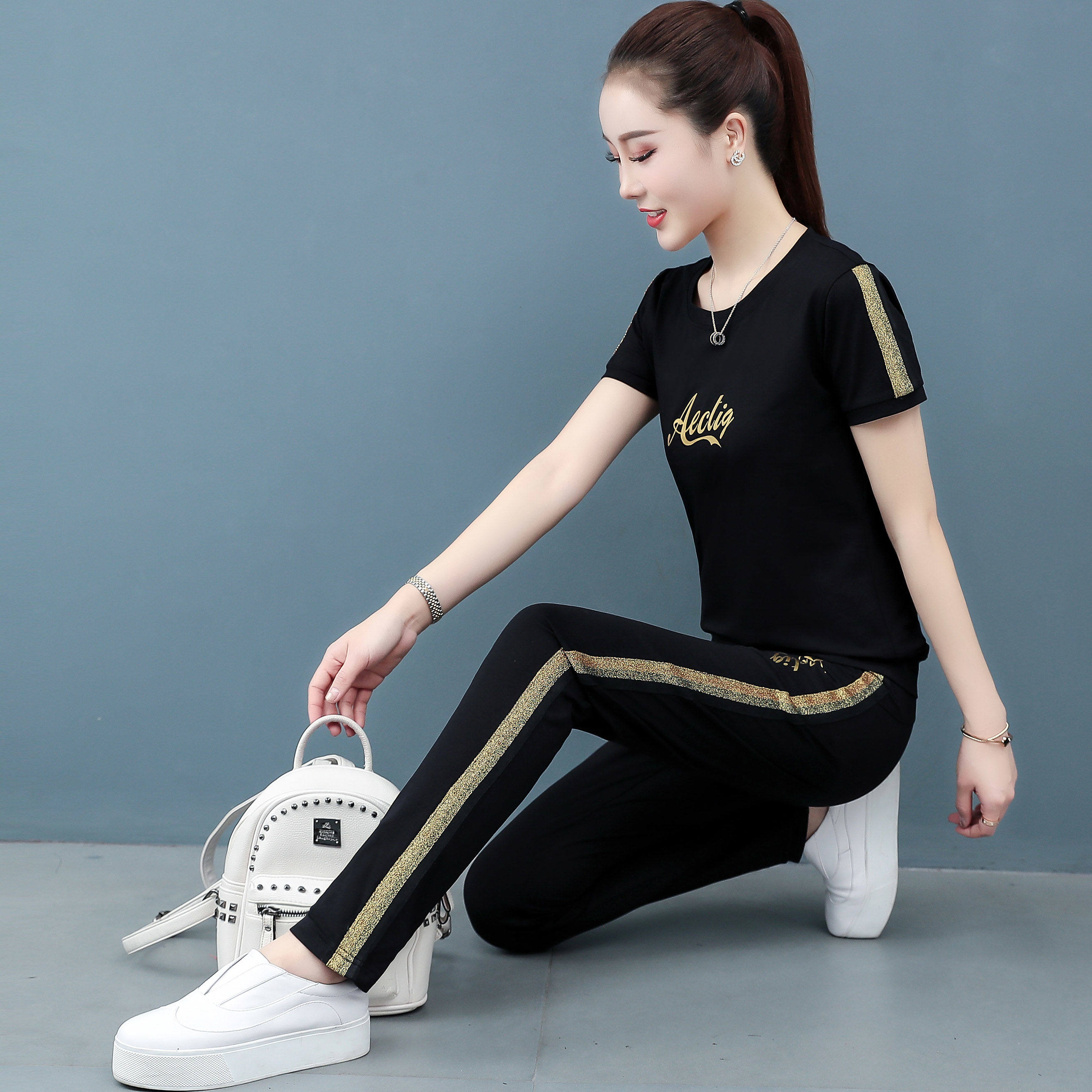 夏季运动套装两件套女